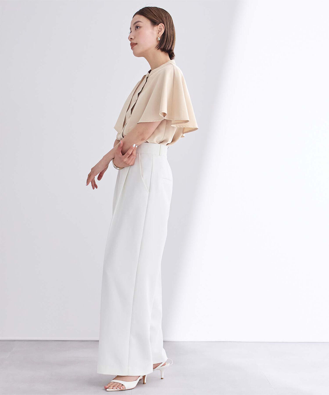 ur's「バンドカラーケープブラウス」|シャツ・ブラウス|