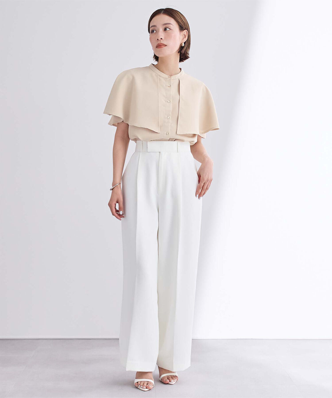 ur's「バンドカラーケープブラウス」|シャツ・ブラウス|