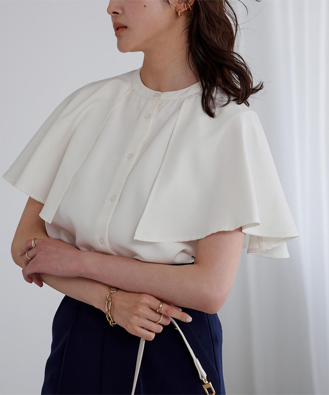 ur's「バンドカラーケープブラウス」|シャツ・ブラウス|