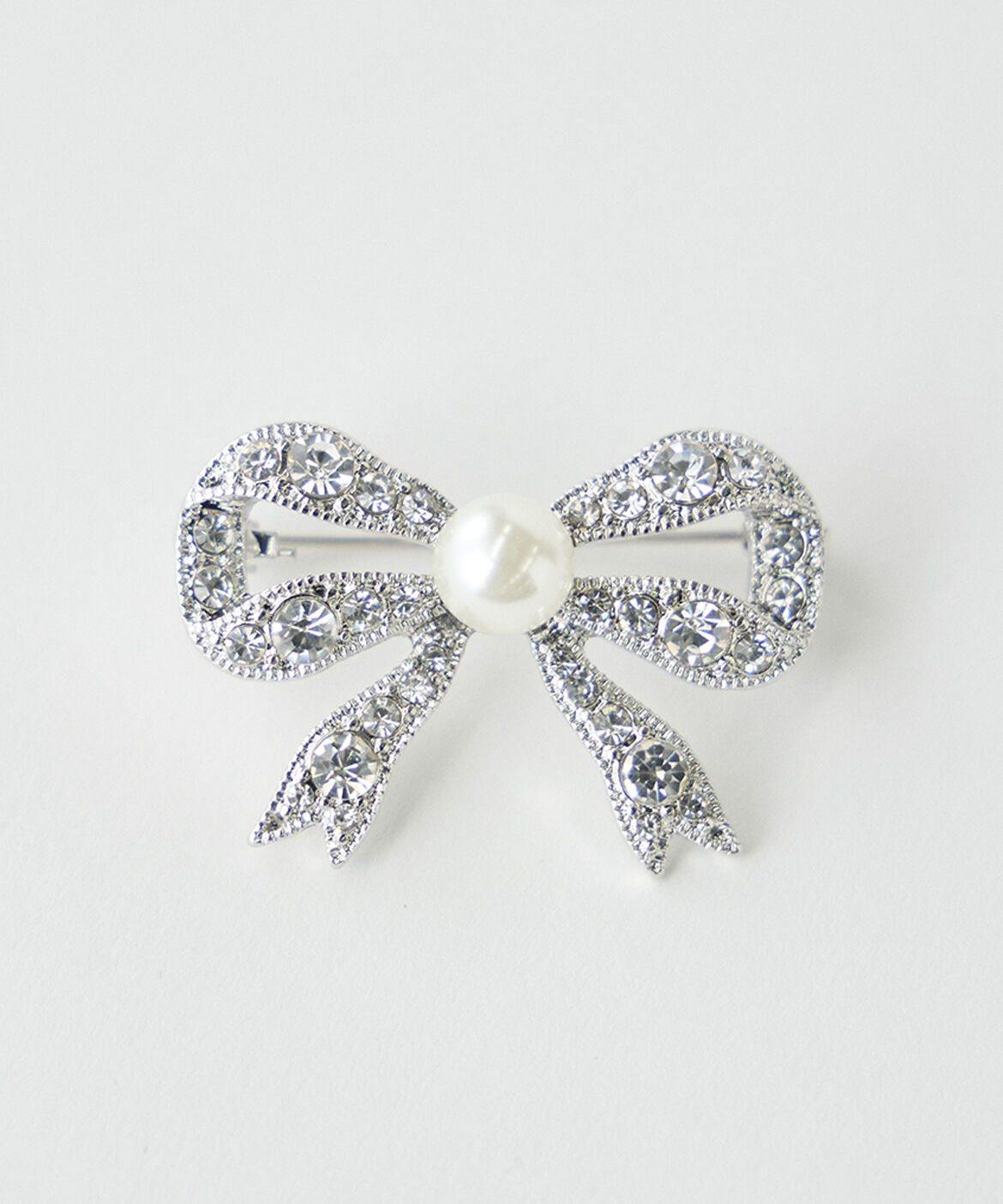 Maglie le cassetto「リボンパールブローチ」|ブローチ・コサージュ|