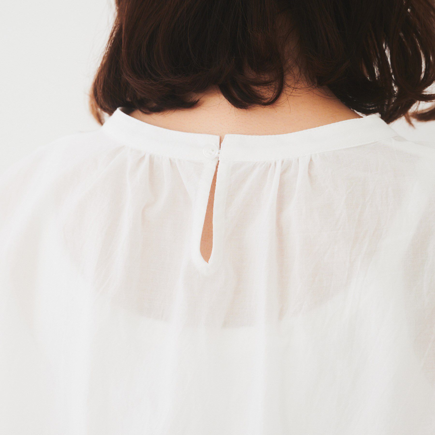 UNTITLED「【セットアップ可/コットン100】スカラップ刺繍ブラウス」|シャツ・ブラウス|