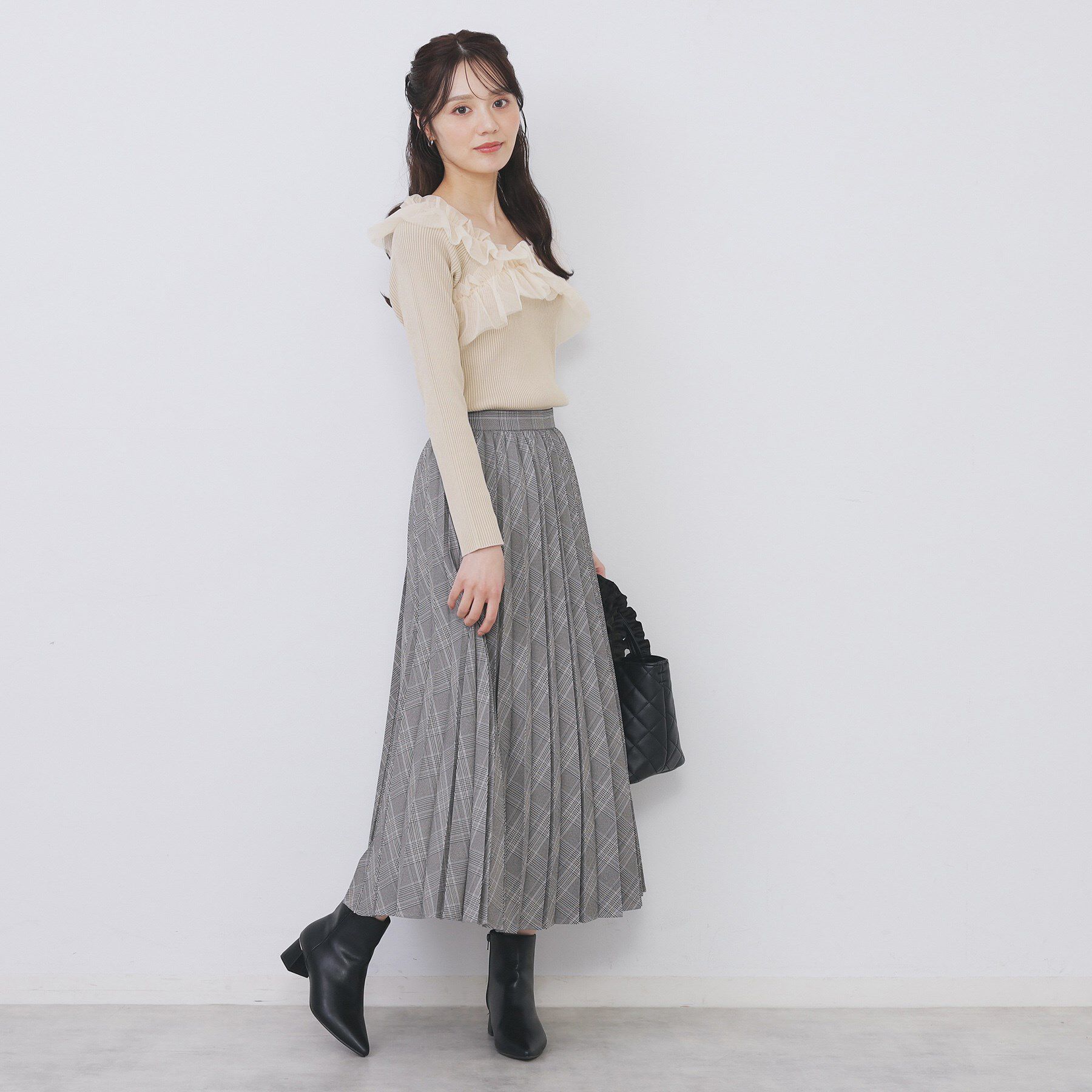 index「クロスチュールフリルリブニット【洗濯機OK/抗ピル】」|ニット・セーター|