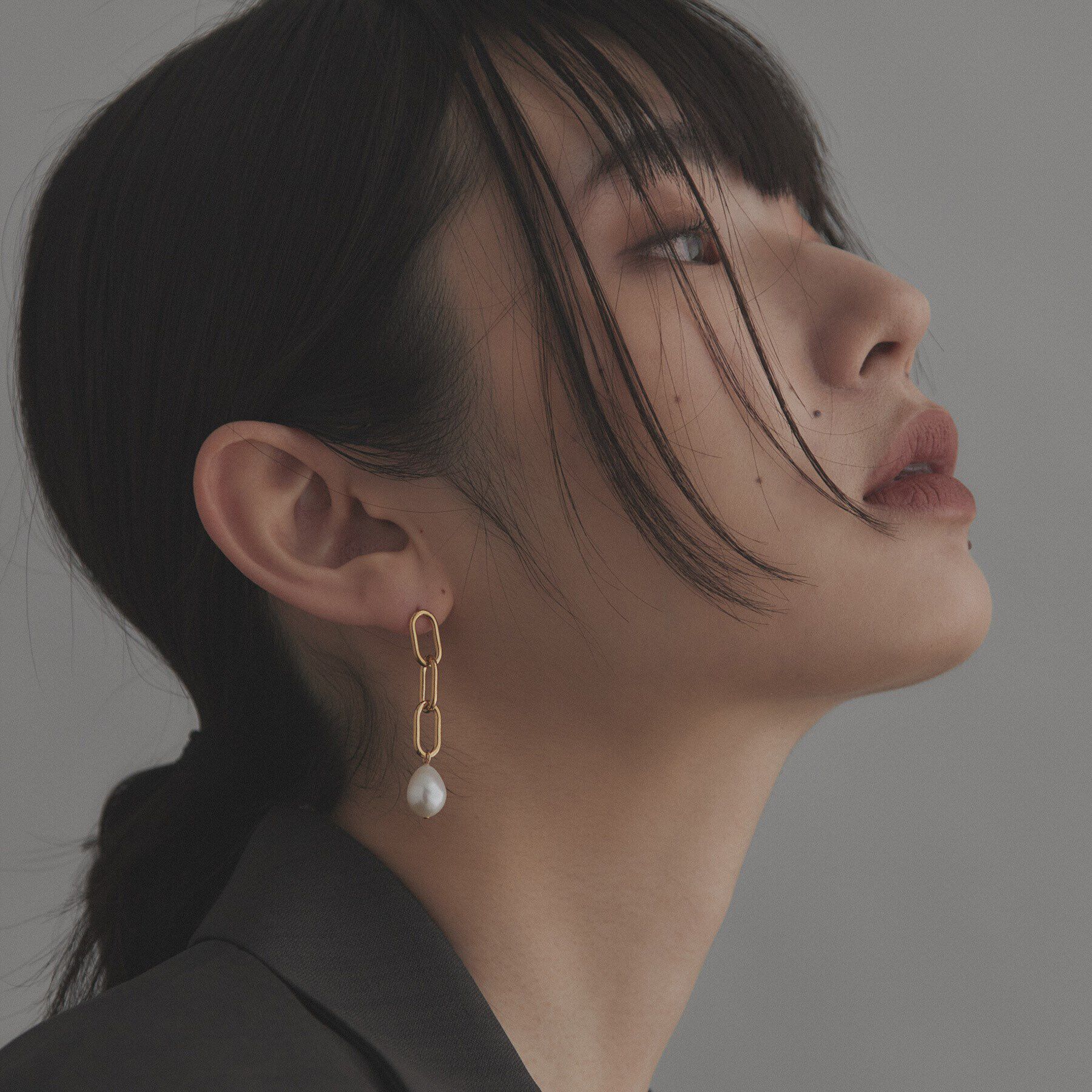 COCOSHNIK ONKITSCH「シルバー バロックパール チェーンリンク ロングピアス GP」|ピアス|