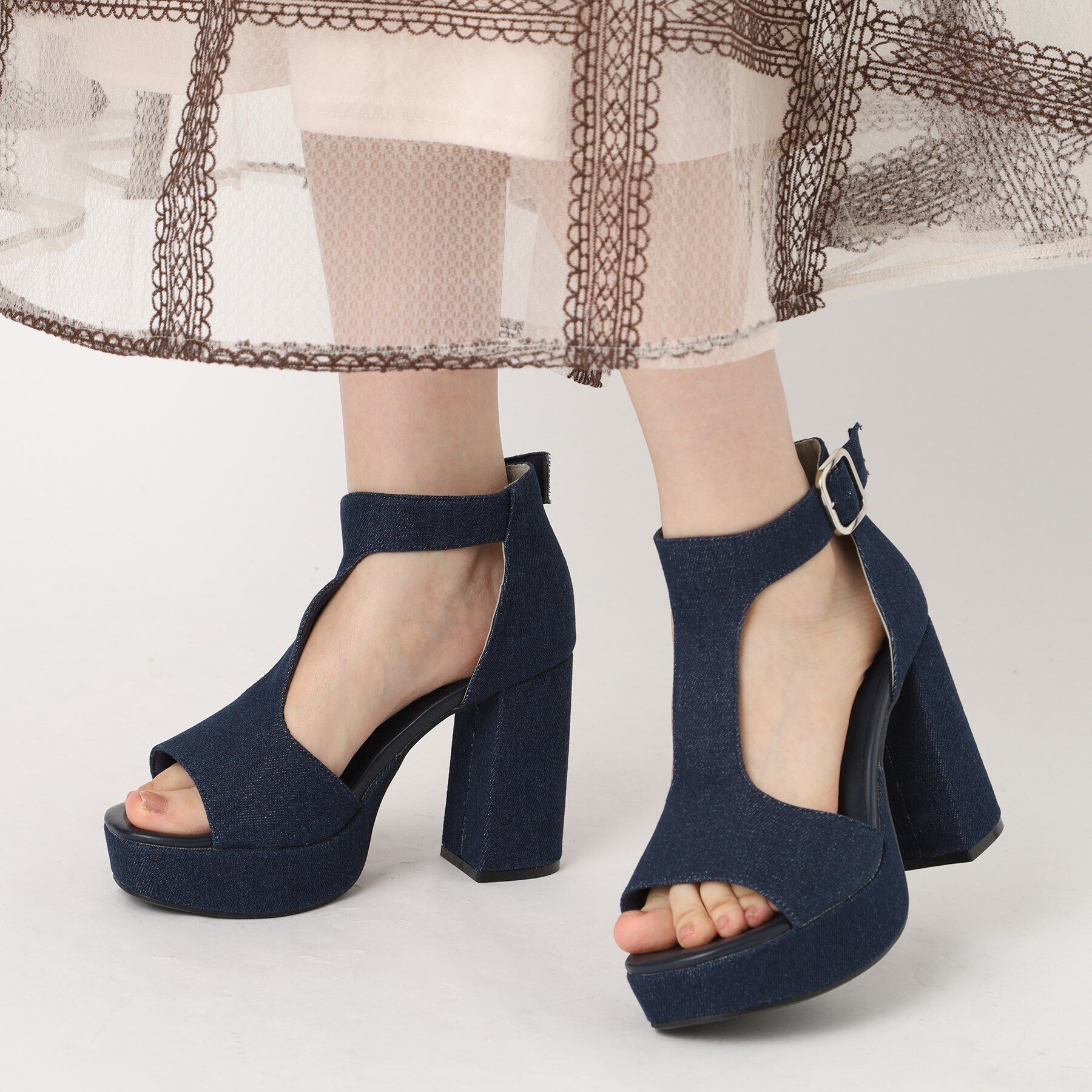 ESPERANZA「Tストラップスクエアサンダル」|サンダル|