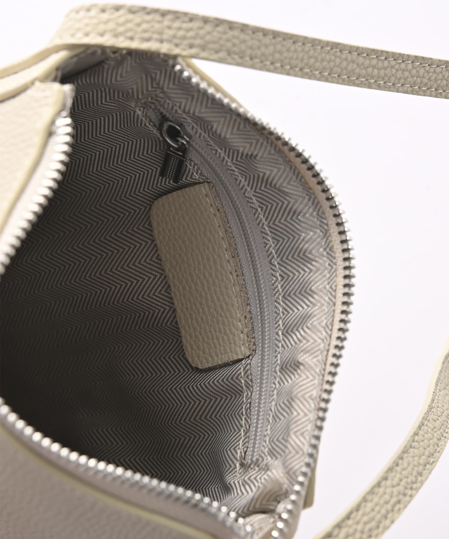 STYLE DELI「【DELI by】本革スマートショルダーポーチ」|ショルダー・メッセンジャー|