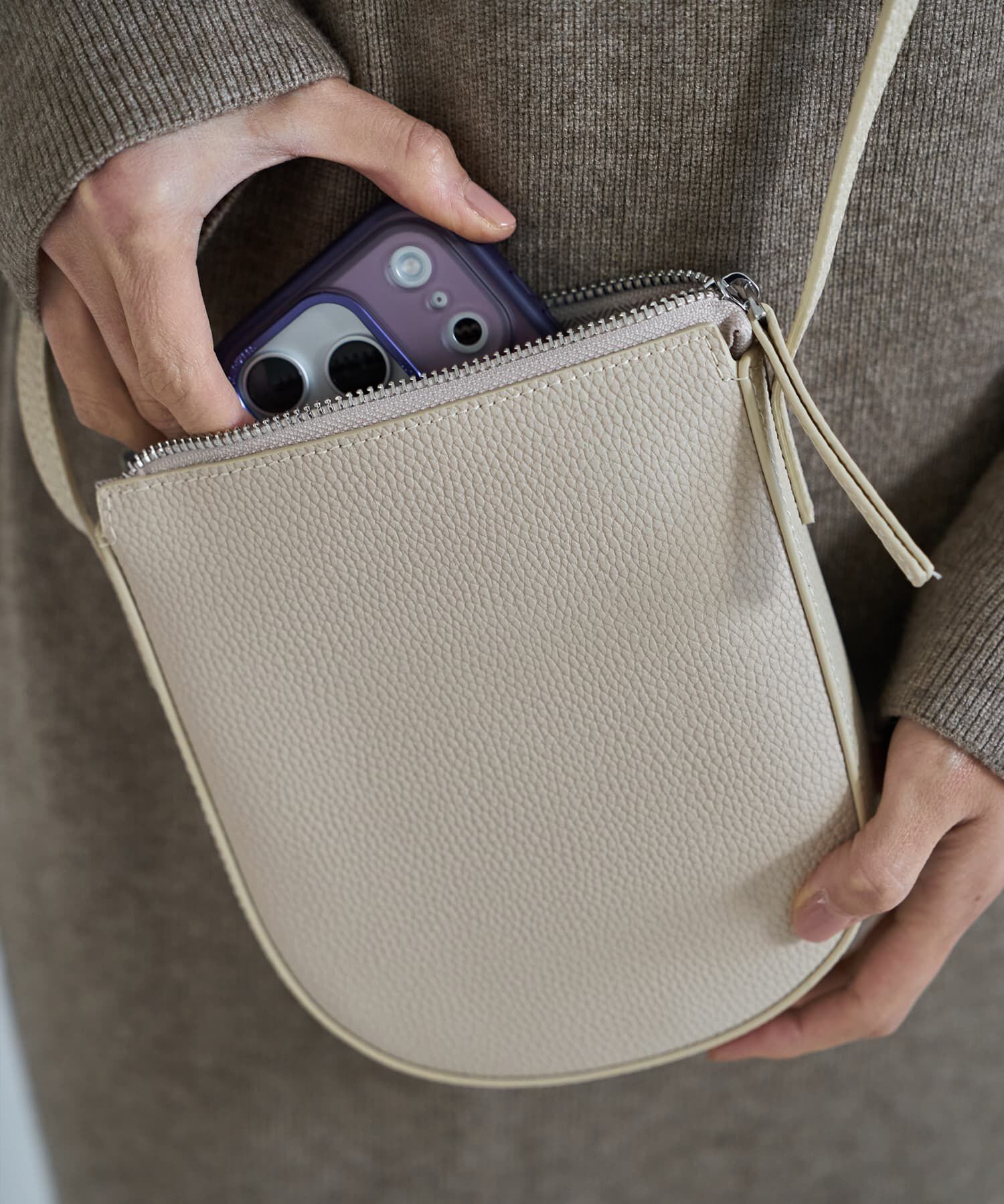 STYLE DELI「【DELI by】本革スマートショルダーポーチ」|ショルダー・メッセンジャー|