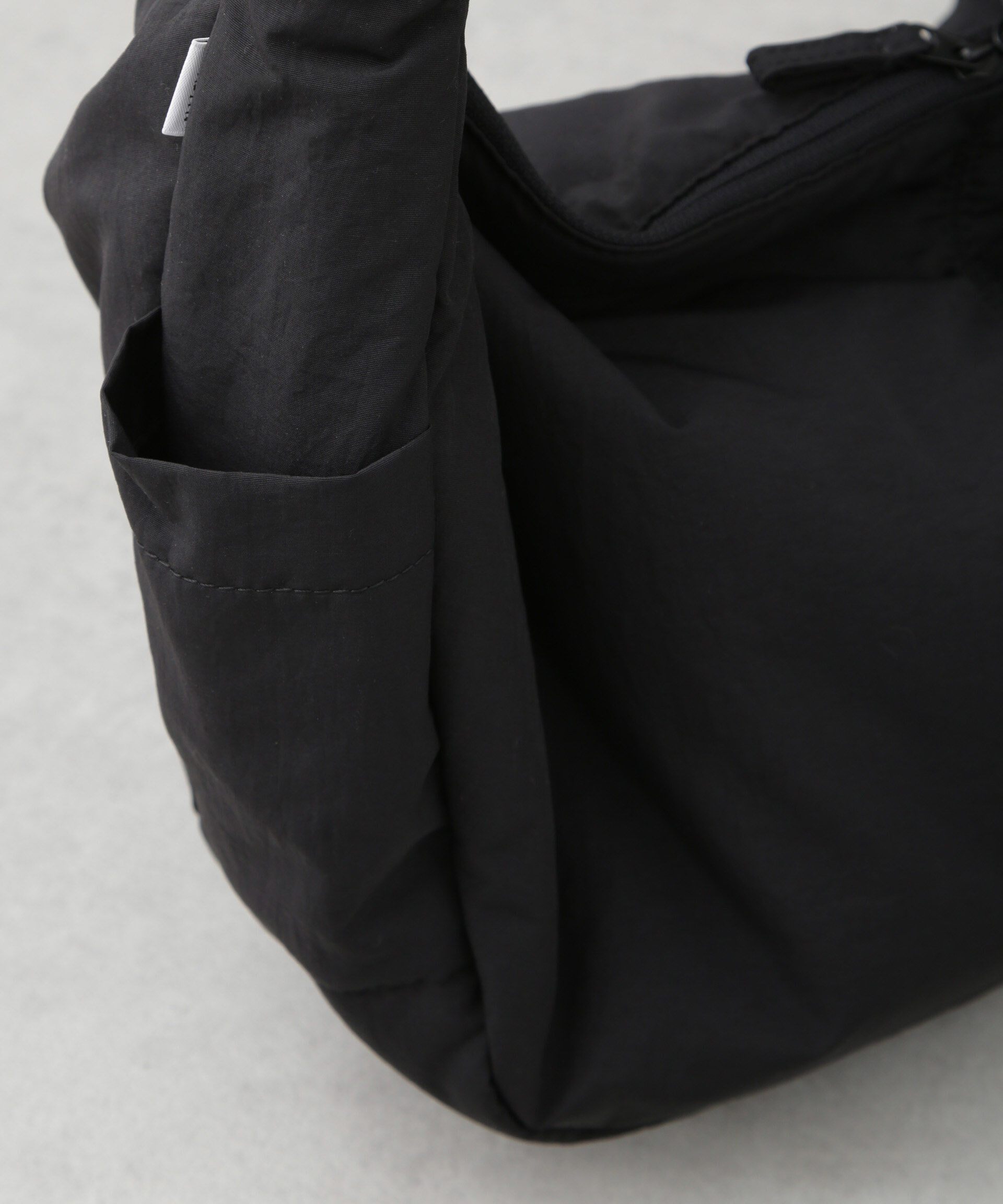 nano･universe「「NJ/CLUB」中綿ハーフムーンショルダーバッグ」|ショルダー・メッセンジャー|