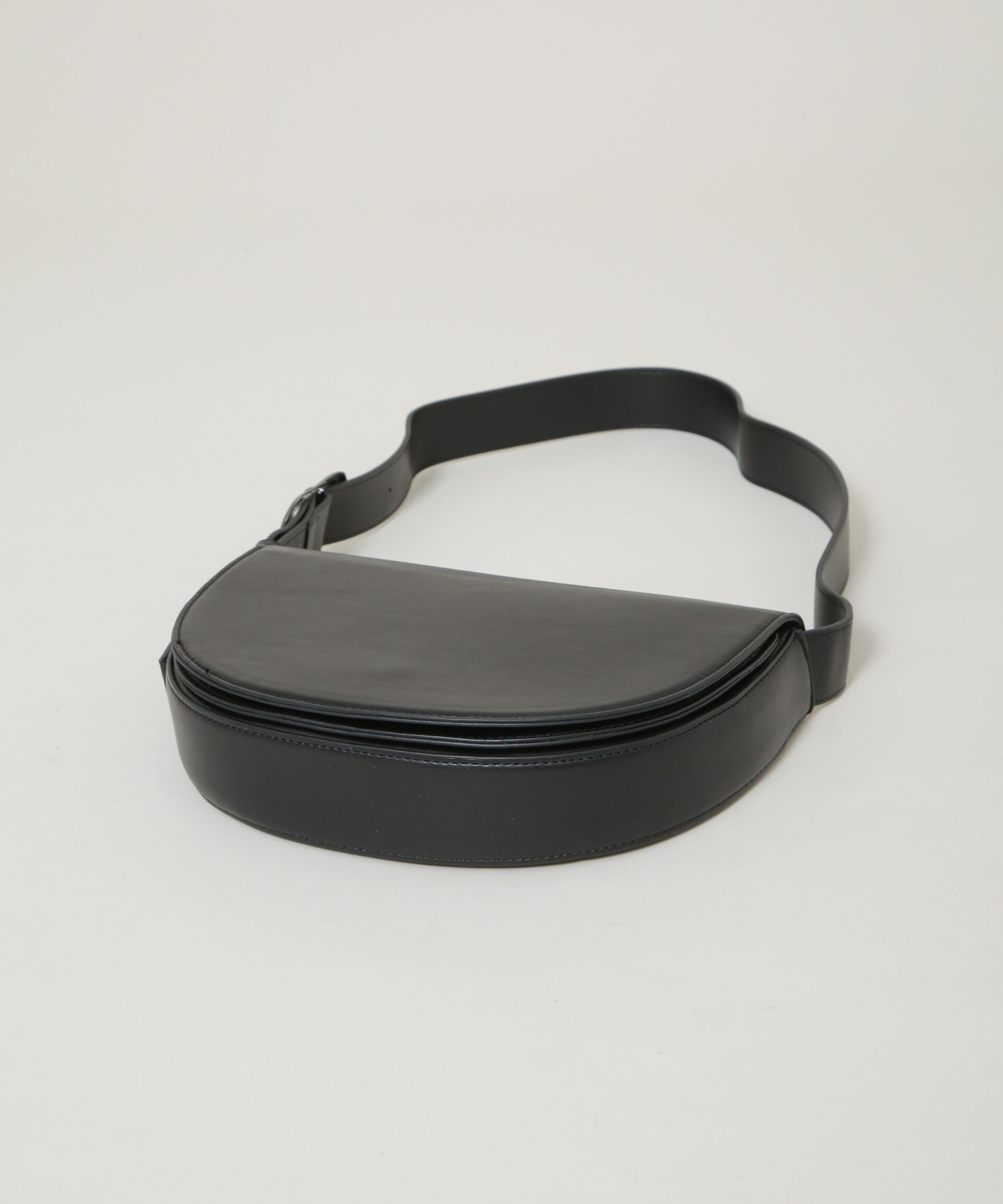 nano･universe「HVISK/Cliff」|ショルダー・メッセンジャー|