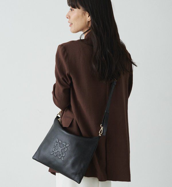  「エンボスモノグラムショルダーバッグ」|ショルダー・メッセンジャー|