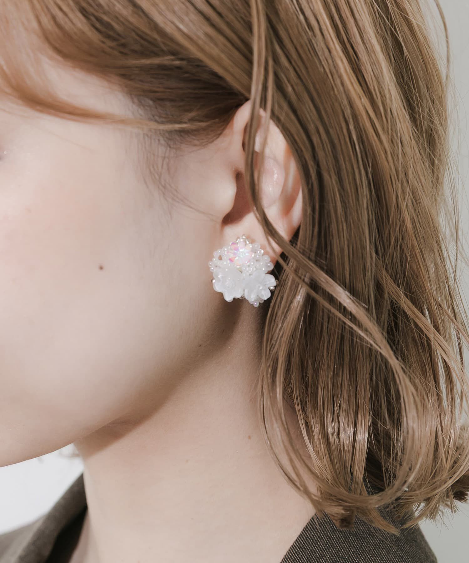 SMELLY「フラワービーズボリュームイヤリング」|イヤリング|