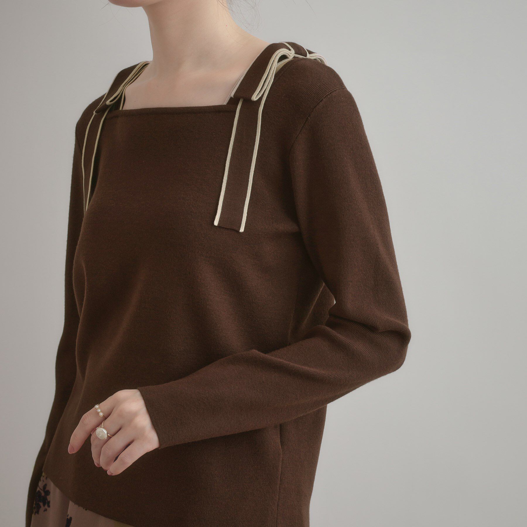 Couture broach「【着映え・フェミニン・高見え】配色リボン総針ニットトップス」|ニット・セーター|