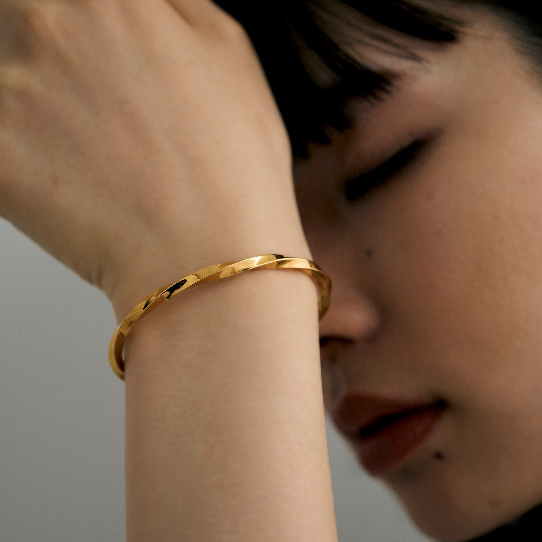 COCOSHNIK ONKITSCH「シルバー スクリューバングル GP」|ブレスレット・バングル|