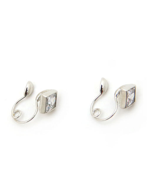 colleca la「ループフィット・スクエアビジューのイヤリング」|イヤリング|