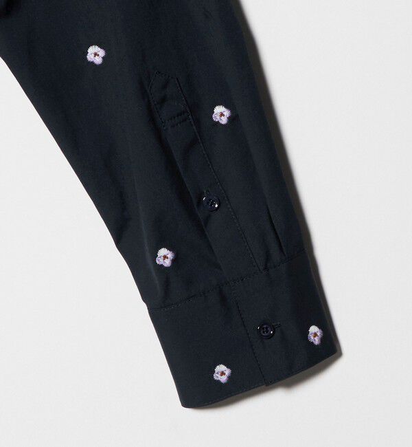 UNITED ARROWS「エンブロイダリーフラワー バンドカラー シャツ」|シャツ・ブラウス|
