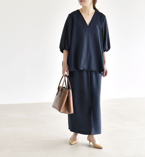 quaranciel「《予約》quaranciel:〈洗濯機可能〉Vネック 6分袖 ブラウス & Iライン スカート セットアップ」|ワンピース|