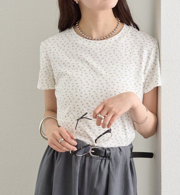  「クルーチビフラワーTシャツ」|Tシャツ・カットソー|オフホワイト