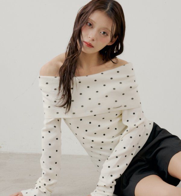  「【SALON by Chico】ドットプリントオフショルニット」|ニット・セーター|