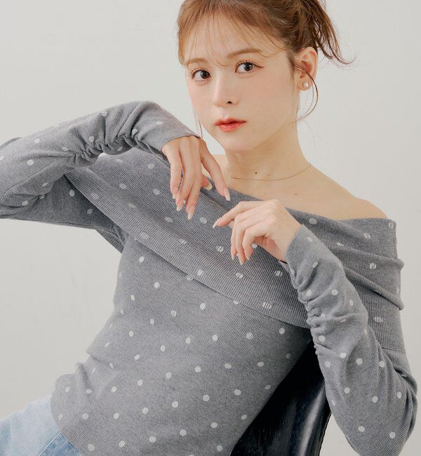 「【SALON by Chico】ドットプリントオフショルニット」|ニット・セーター|
