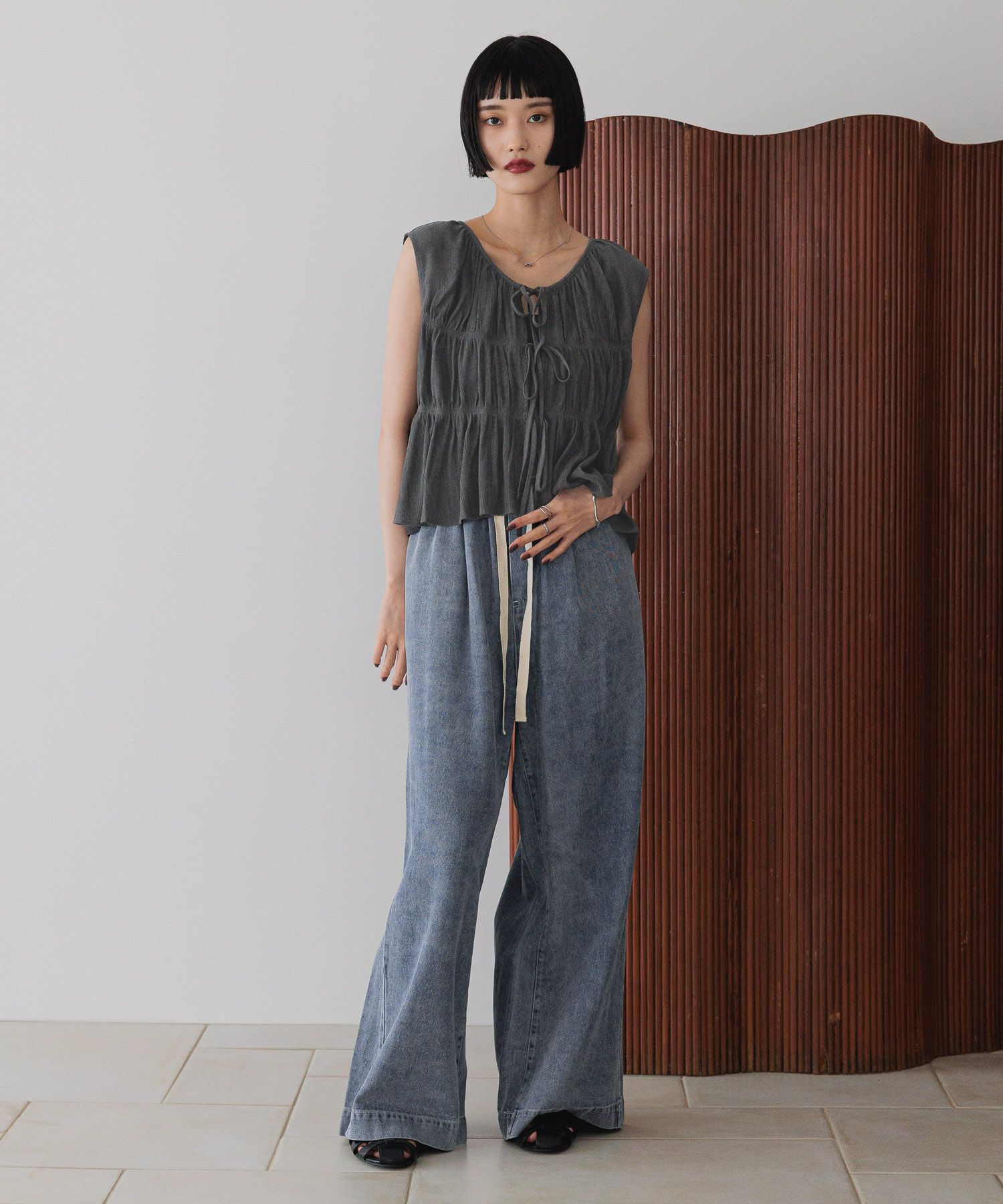 LOWRYS FARM「ヨウリュウシャーリングノースリーブ」|シャツ・ブラウス|