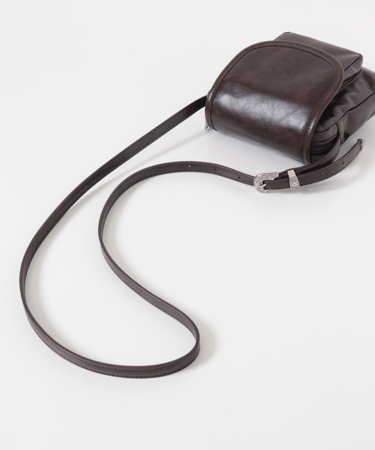 SENSE OF PLACE by URBAN RESEARCH「スクエアフラップミニショルダー」|ショルダー・メッセンジャー|