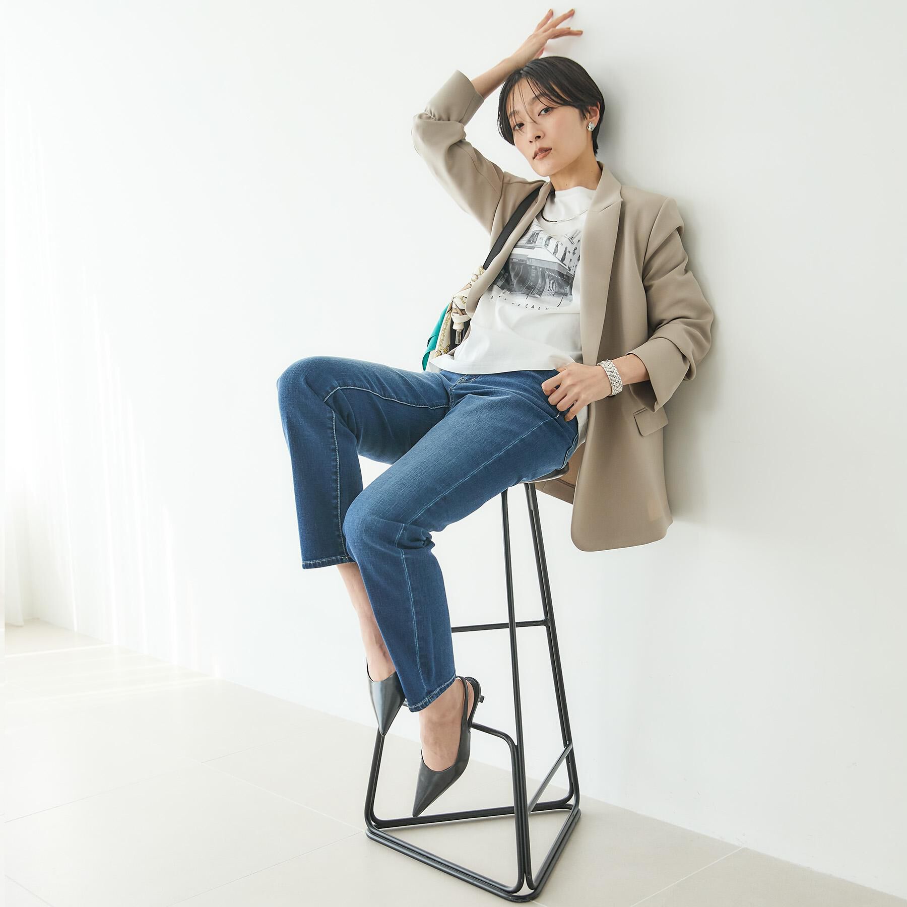 UNTITLED「【新作デニム/快適に美シルエット見せ】MAKE&times;DENIMスリムストレート」|デニム|