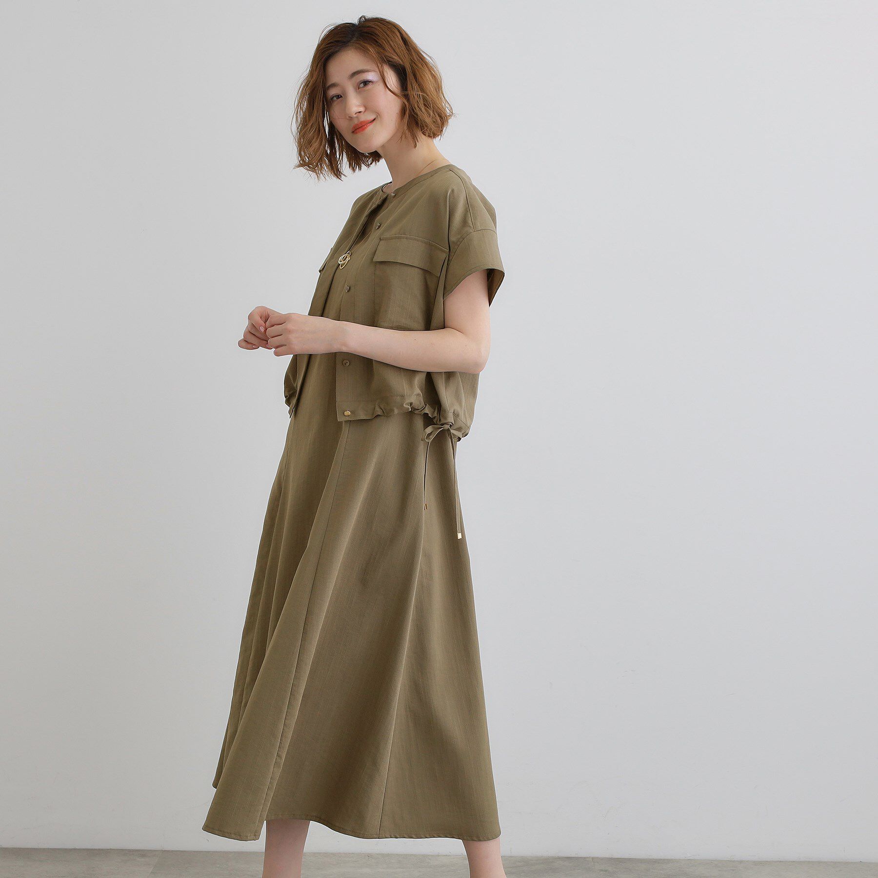 grove「【品よく着こなす、大人のワークスタイル】ワークジャケット&times;ワンピースセット」|ワンピース|カーキ(027)