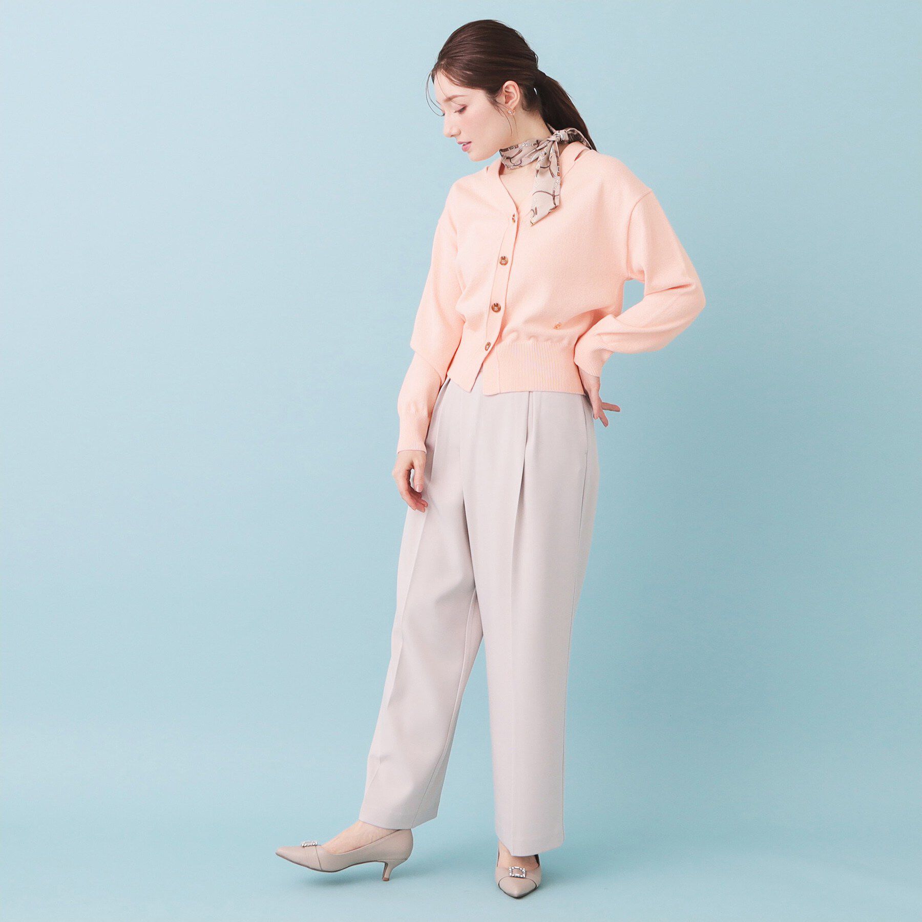 index「ラメリリースリットVネックカーディガン【洗濯機OK】」|カーディガン|