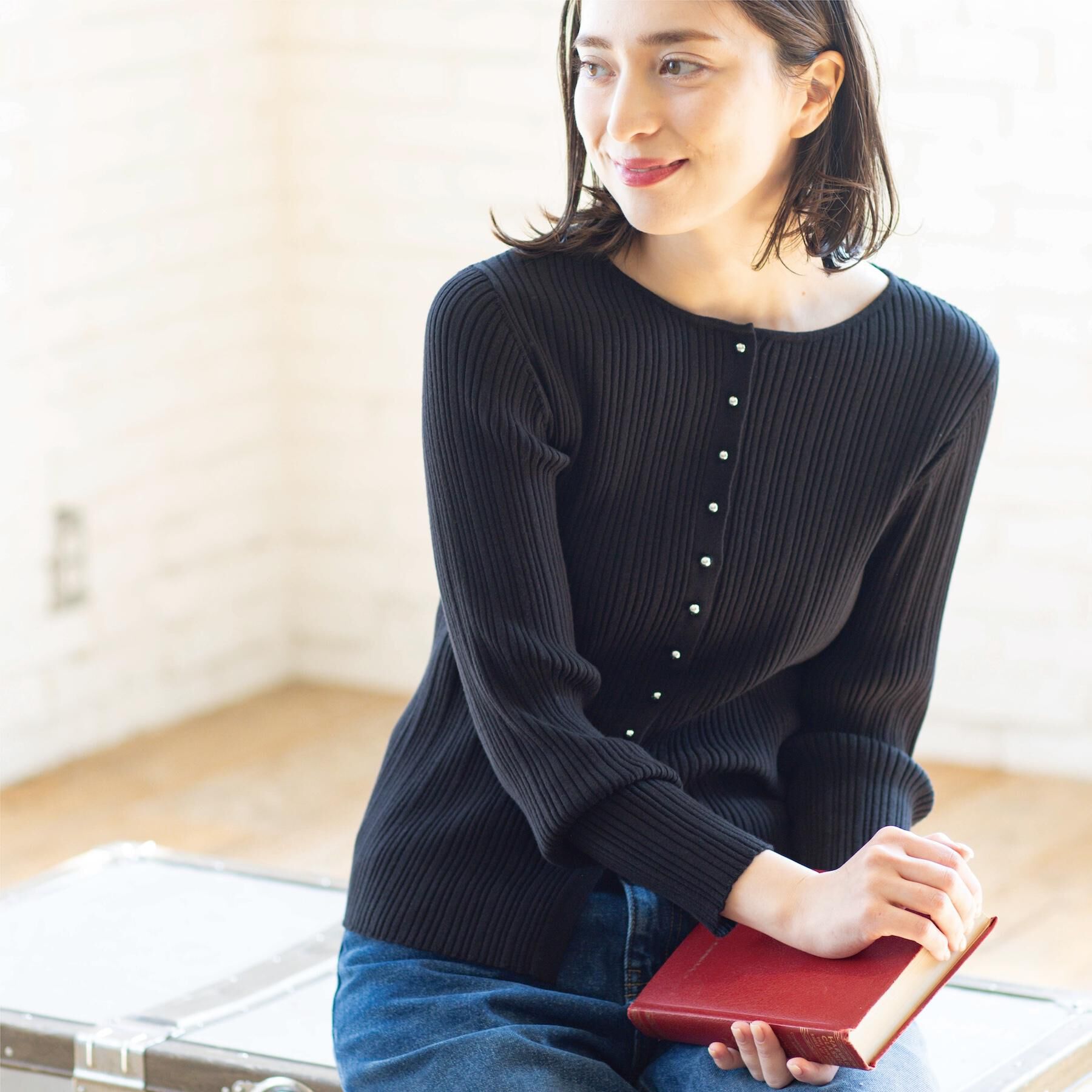 OPAQUE.CLIP「シルバー多ボタン ランダムリブニットカーディガン【洗濯機OK】」|カーディガン|