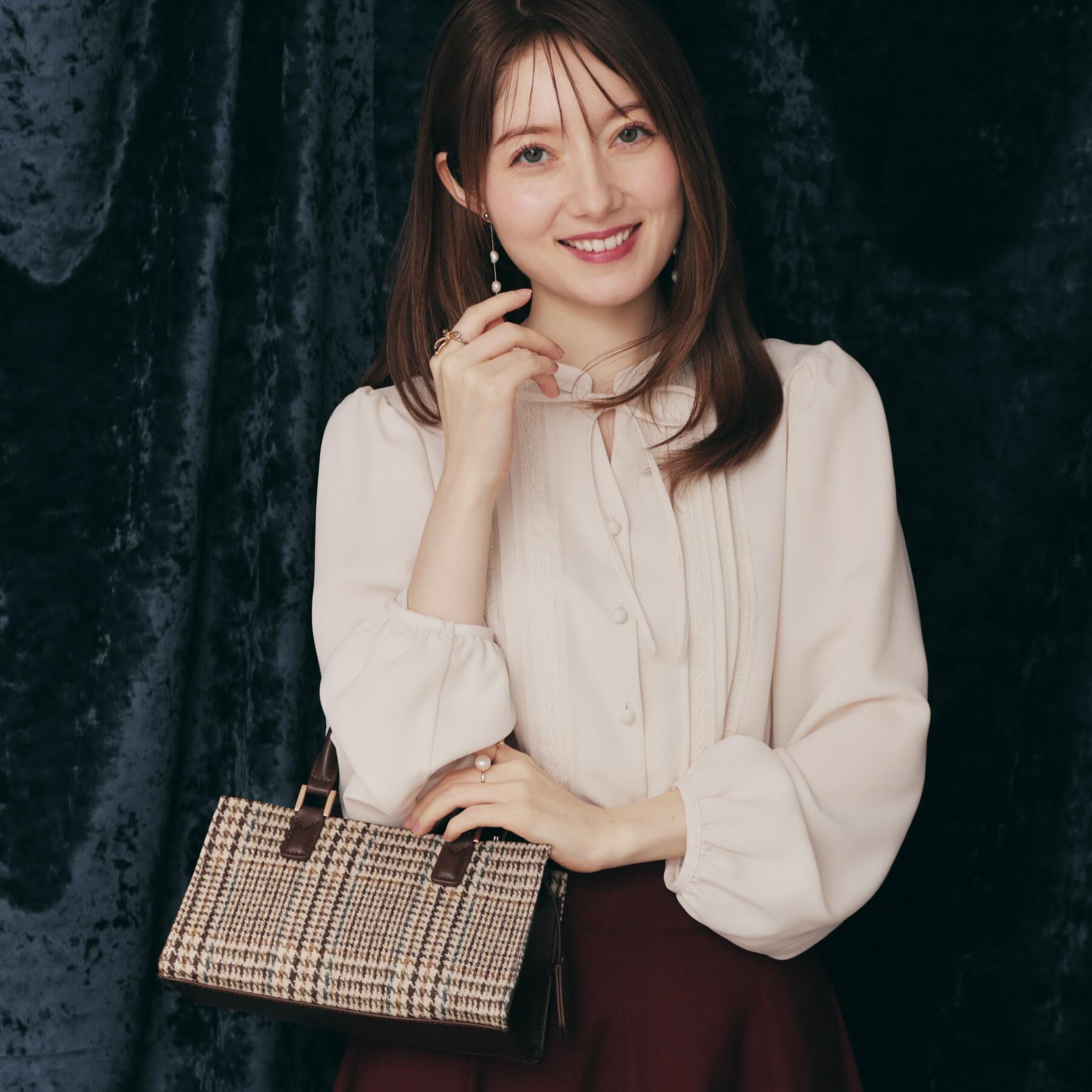 Couture broach「【大人可愛い・通勤】ピンタックレースブラウス」|シャツ・ブラウス|