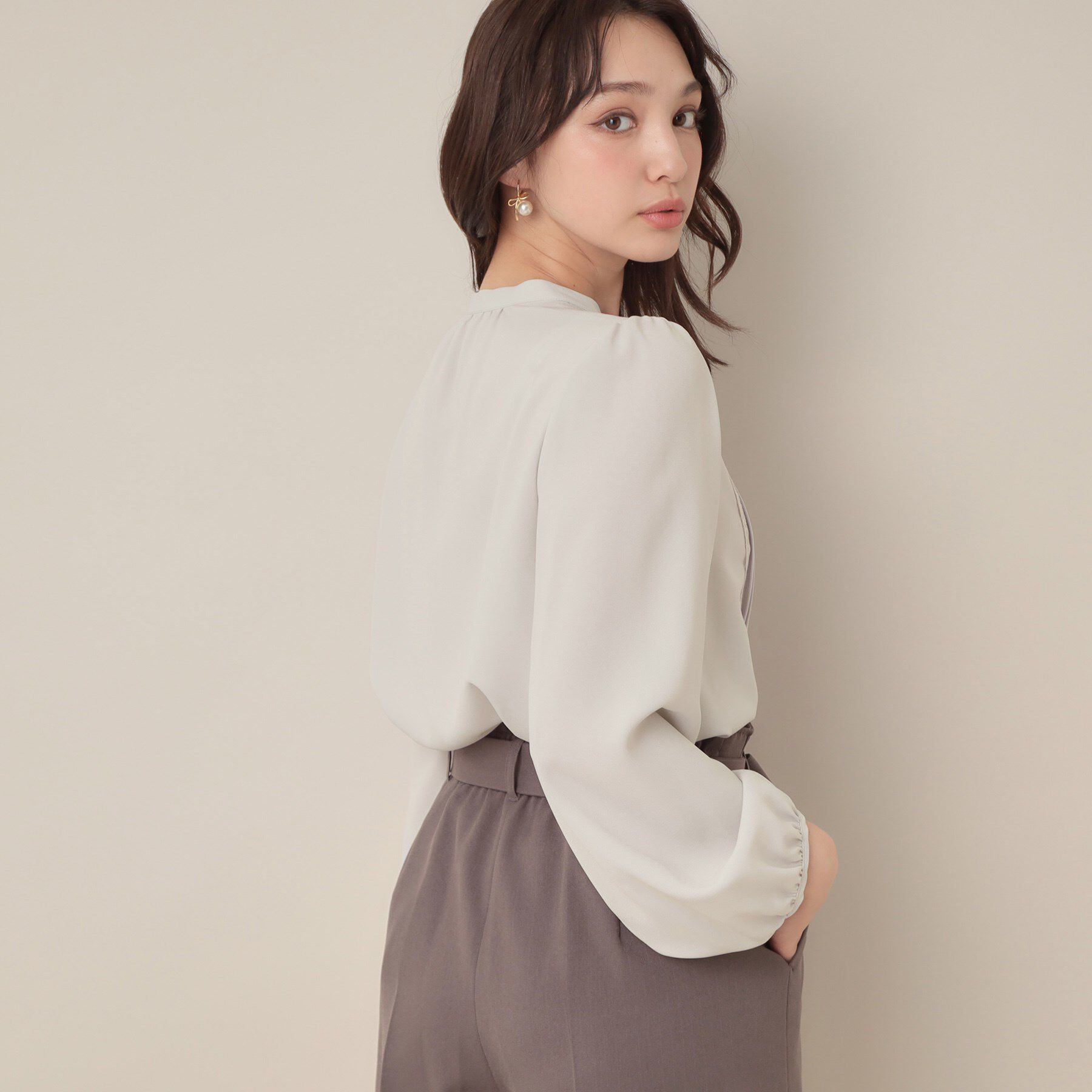 Couture broach「【大人可愛い・通勤】ピンタックレースブラウス」|シャツ・ブラウス|