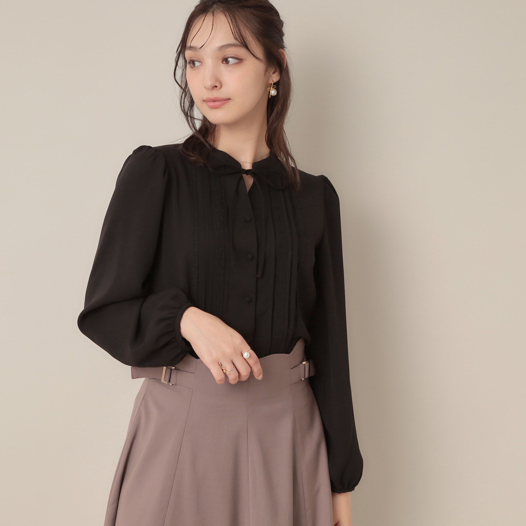 Couture broach「【大人可愛い・通勤】ピンタックレースブラウス」|シャツ・ブラウス|