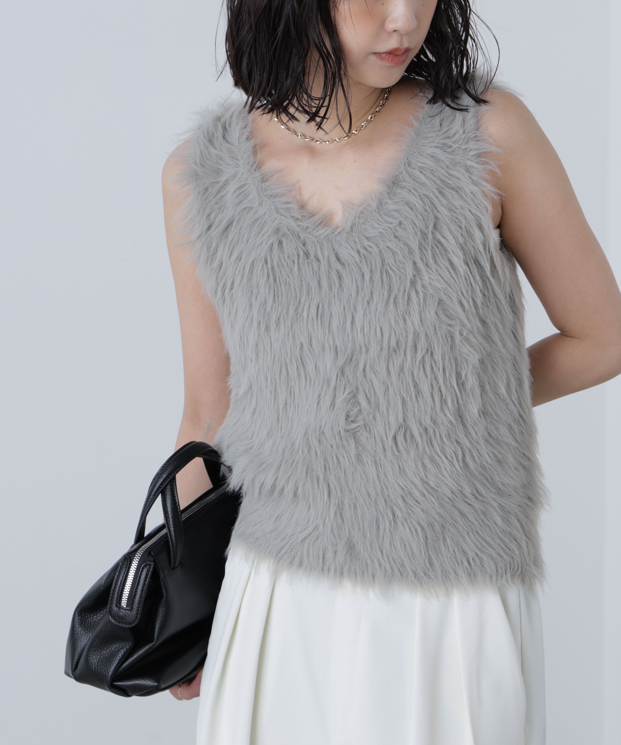  「ロングシャギーノースリニット」|ニット・セーター|