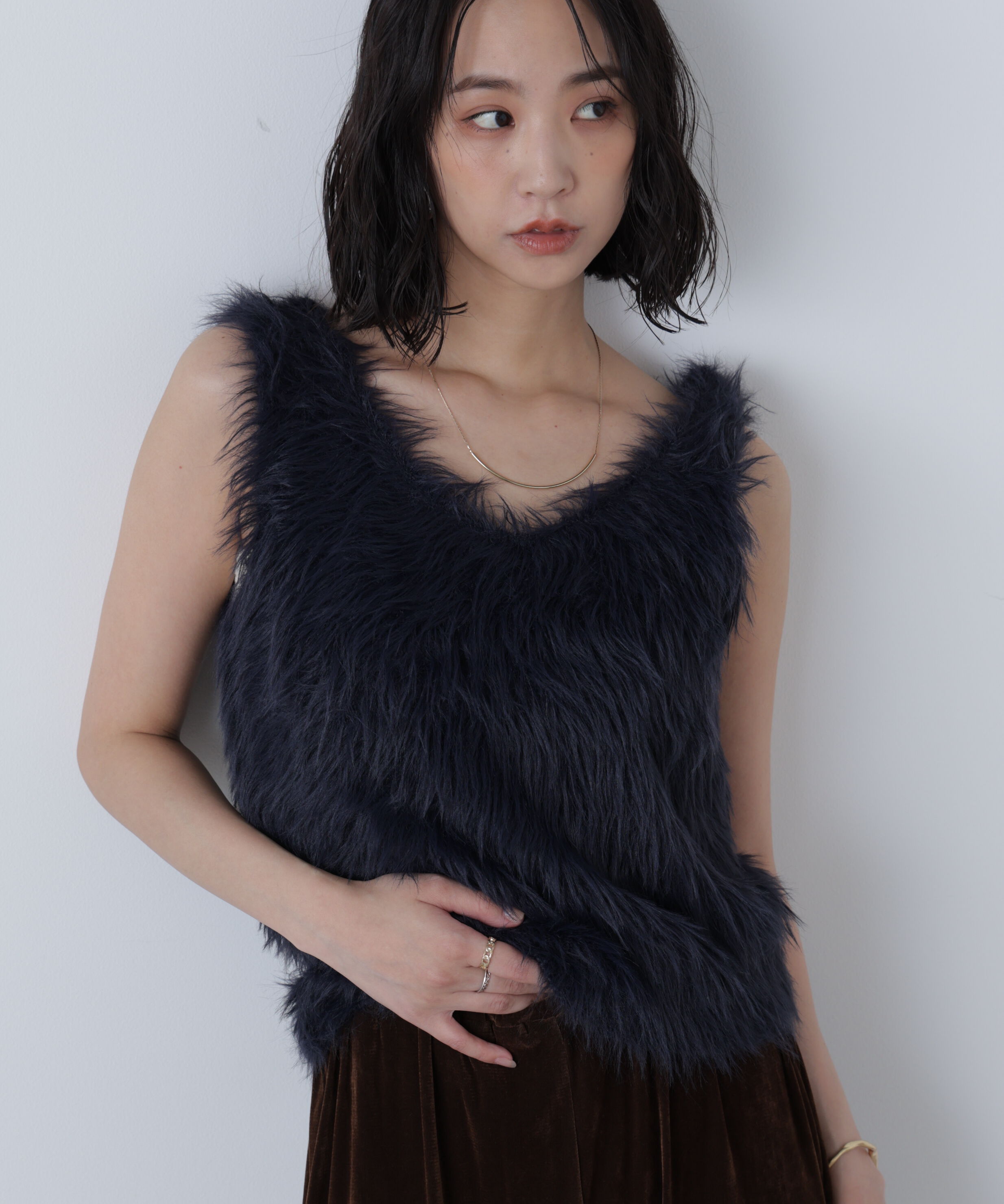  「ロングシャギーノースリニット」|ニット・セーター|ネイビー