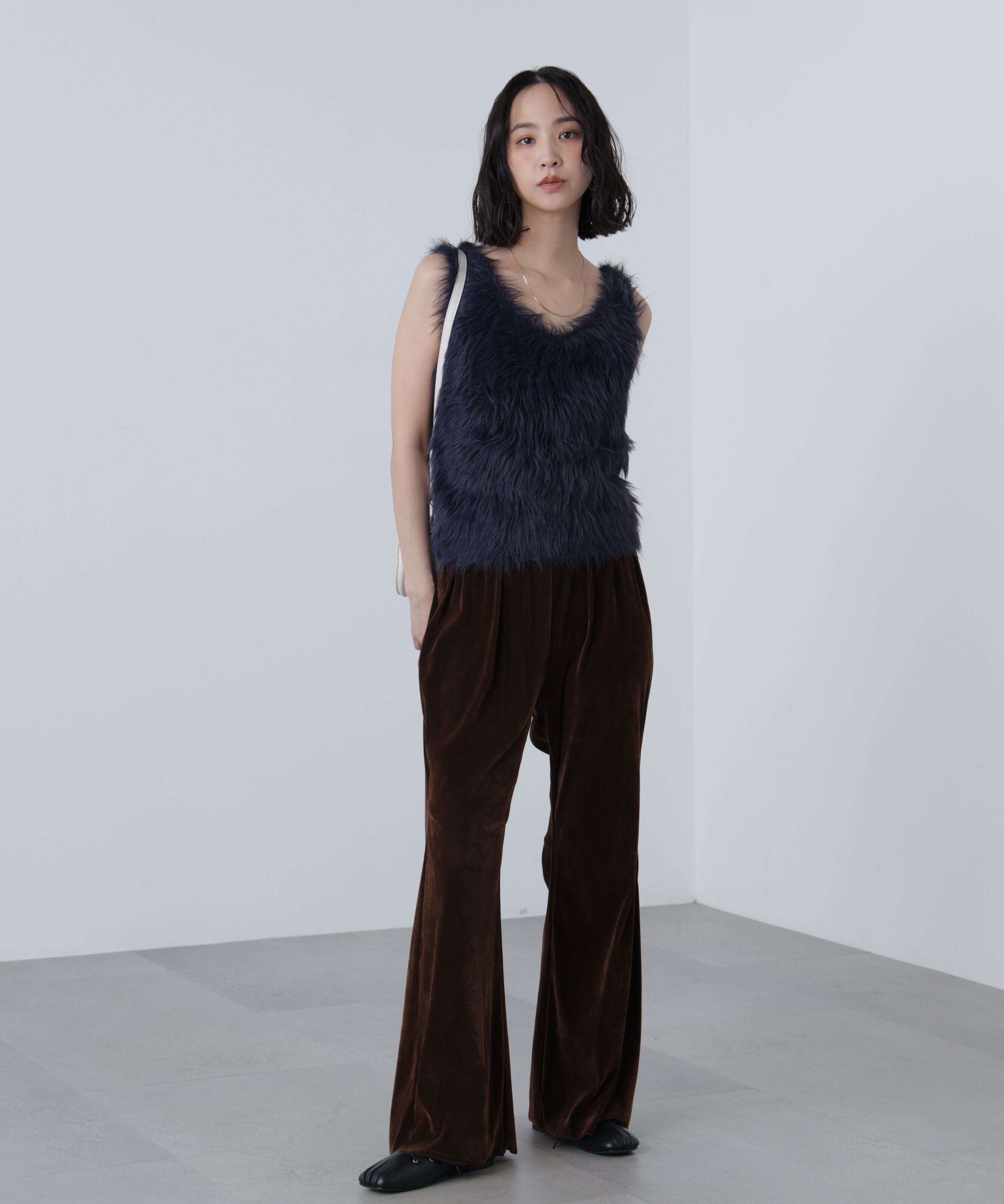  「ロングシャギーノースリニット」|ニット・セーター|