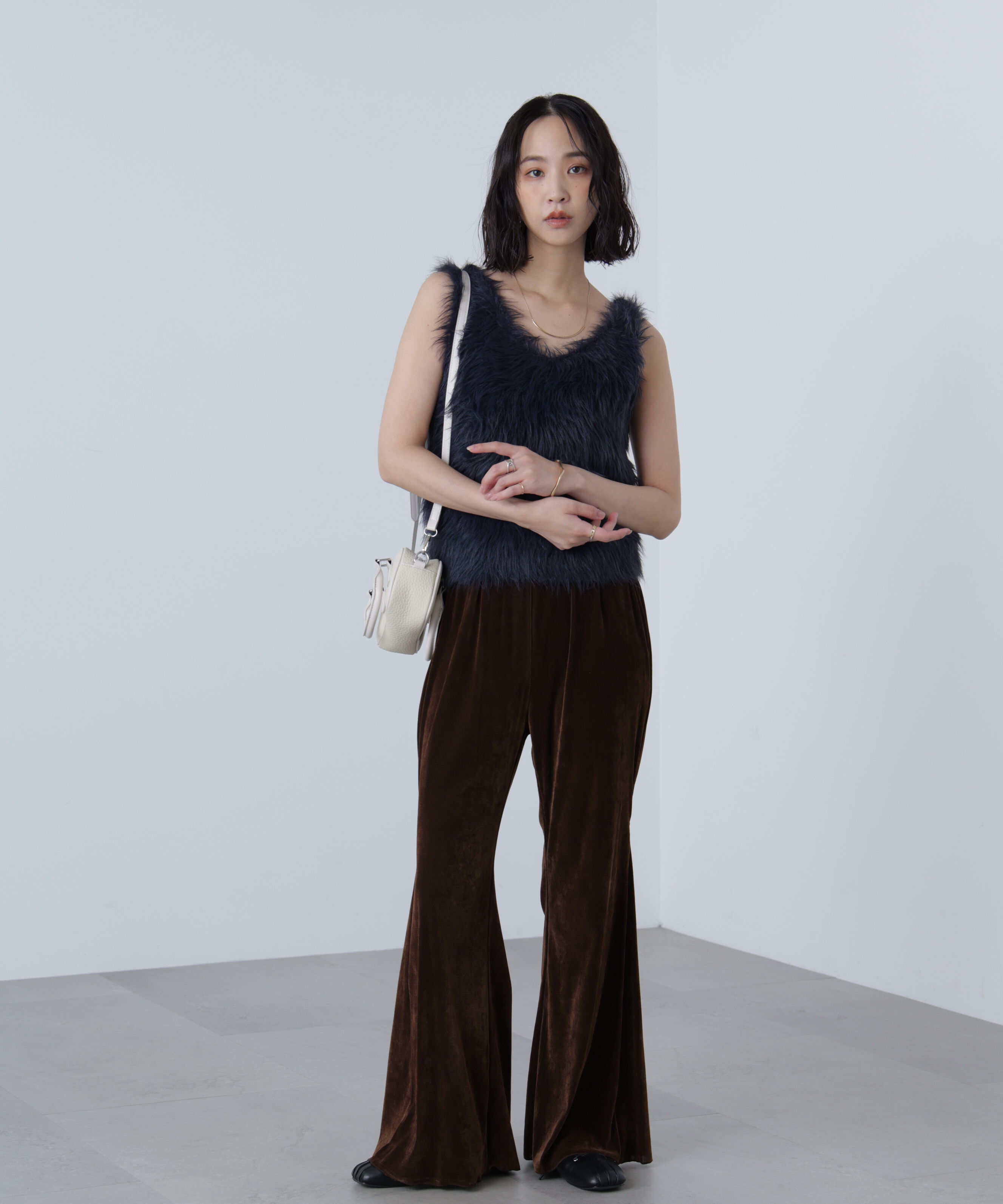  「ロングシャギーノースリニット」|ニット・セーター|