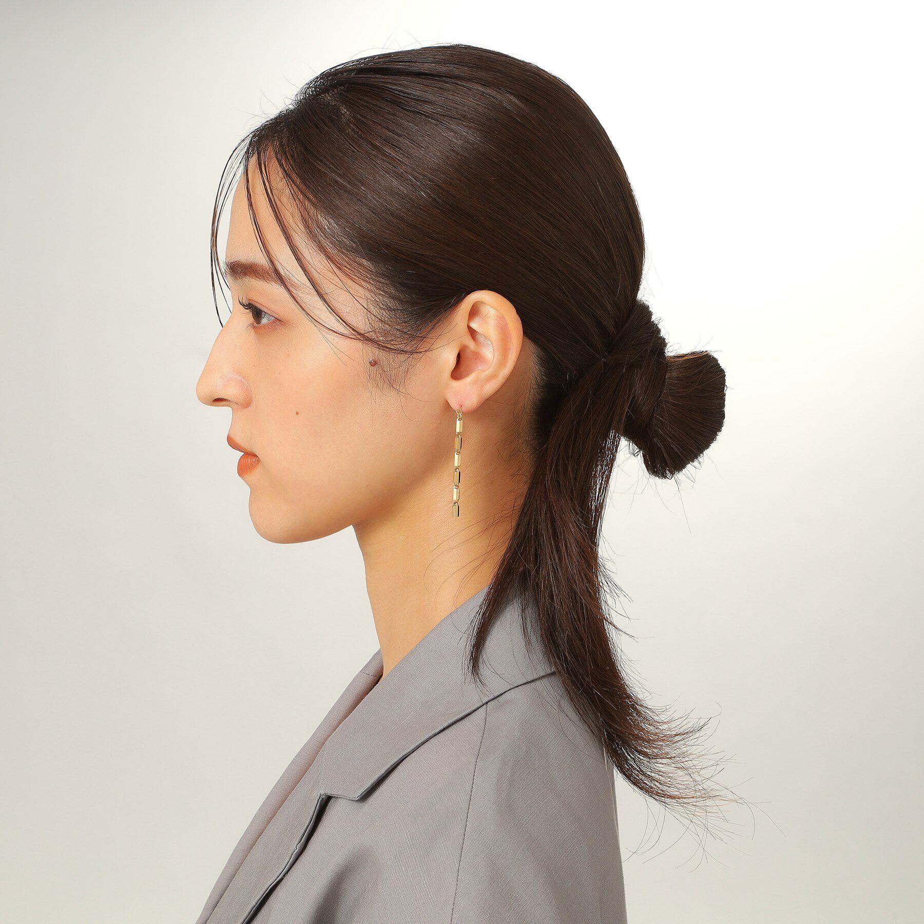 COCOSHNIK「K18ヘキサゴンカットチェーン スタッドピアス 小」|ピアス|