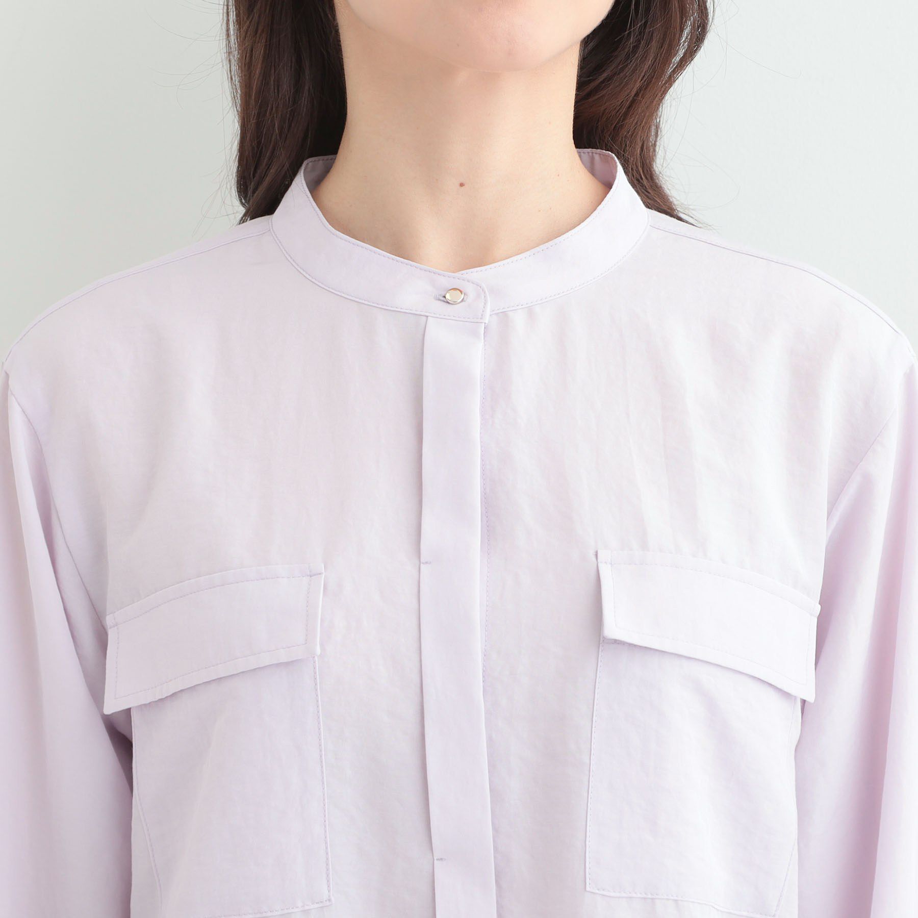 SHOO･LA･RUE「【洗濯後しわになりにくい/S-LL/UV】きれいめにもラフにも　フラップポケットがポイントのバンドカ」|シャツ・ブラウス|