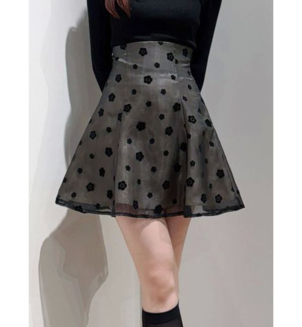 MERCURYDUO「【MARY QUANTコラボ】デイジーフロッキープリントバックレースアップミニスカパン」|スカート|ブラック