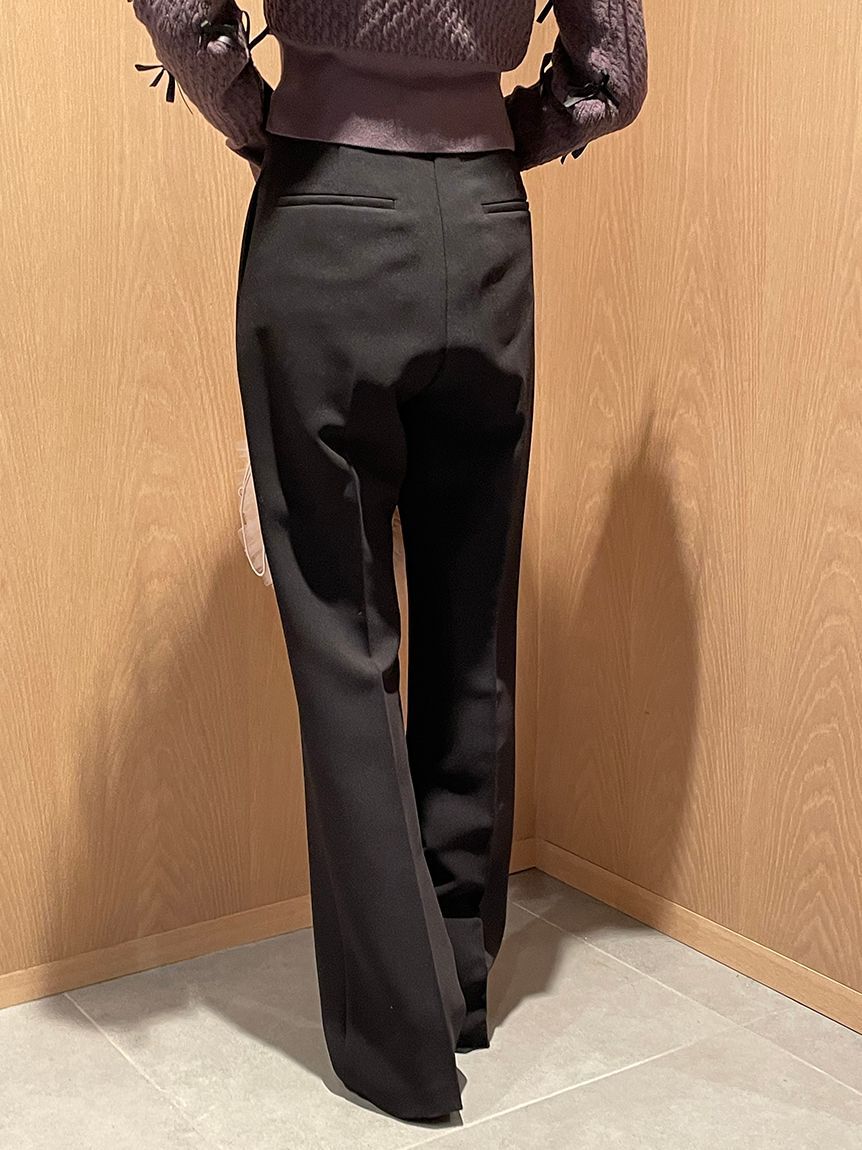 SNIDEL「美脚ストレッチパンツ」|チノ|