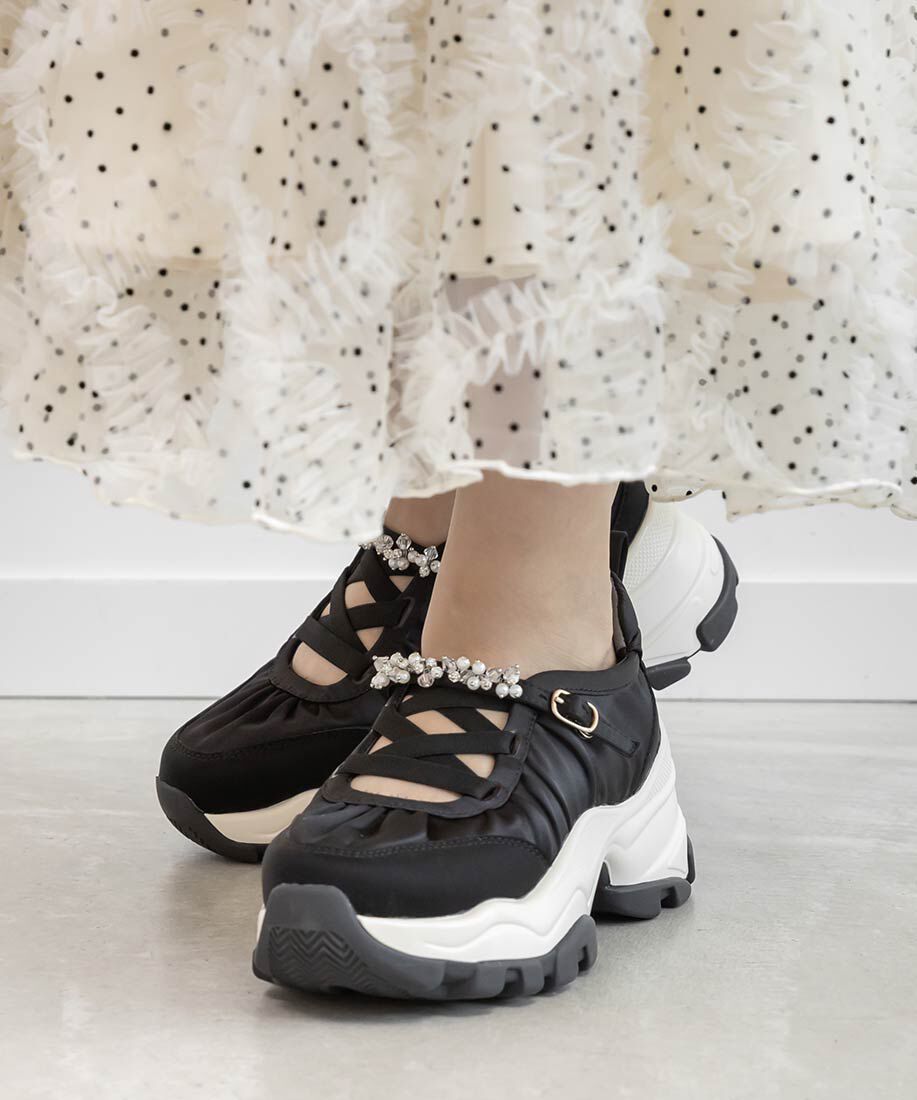  「ビジューベルトレースアップスニーカー」|スニーカー|