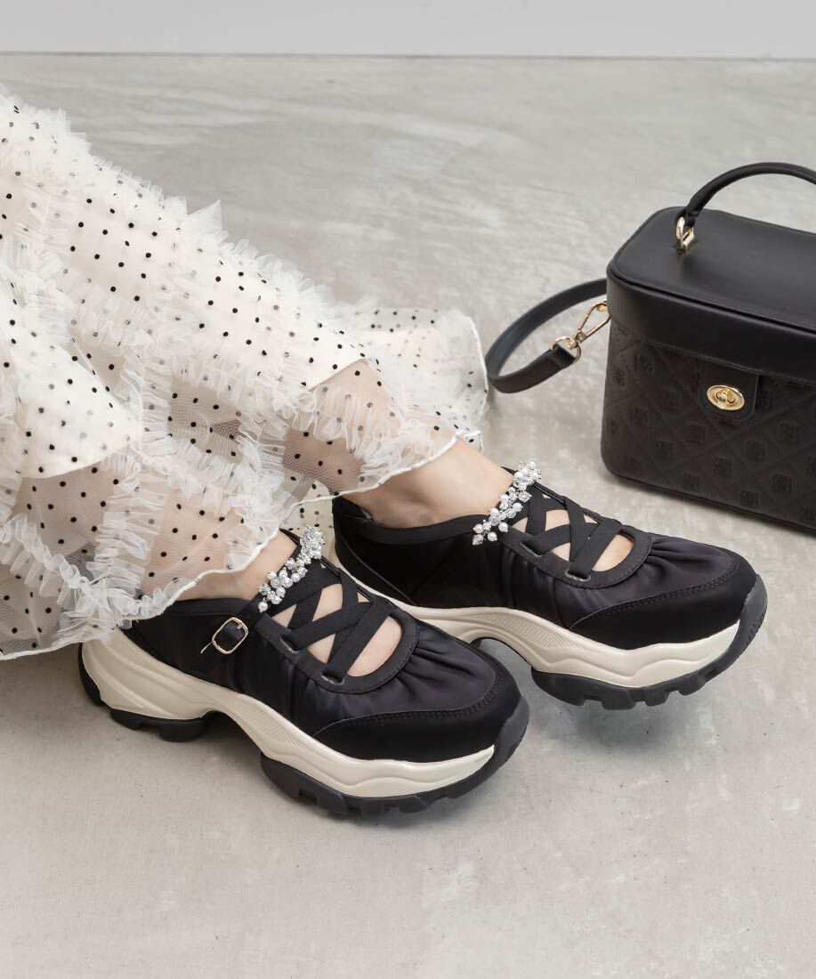  「ビジューベルトレースアップスニーカー」|スニーカー|