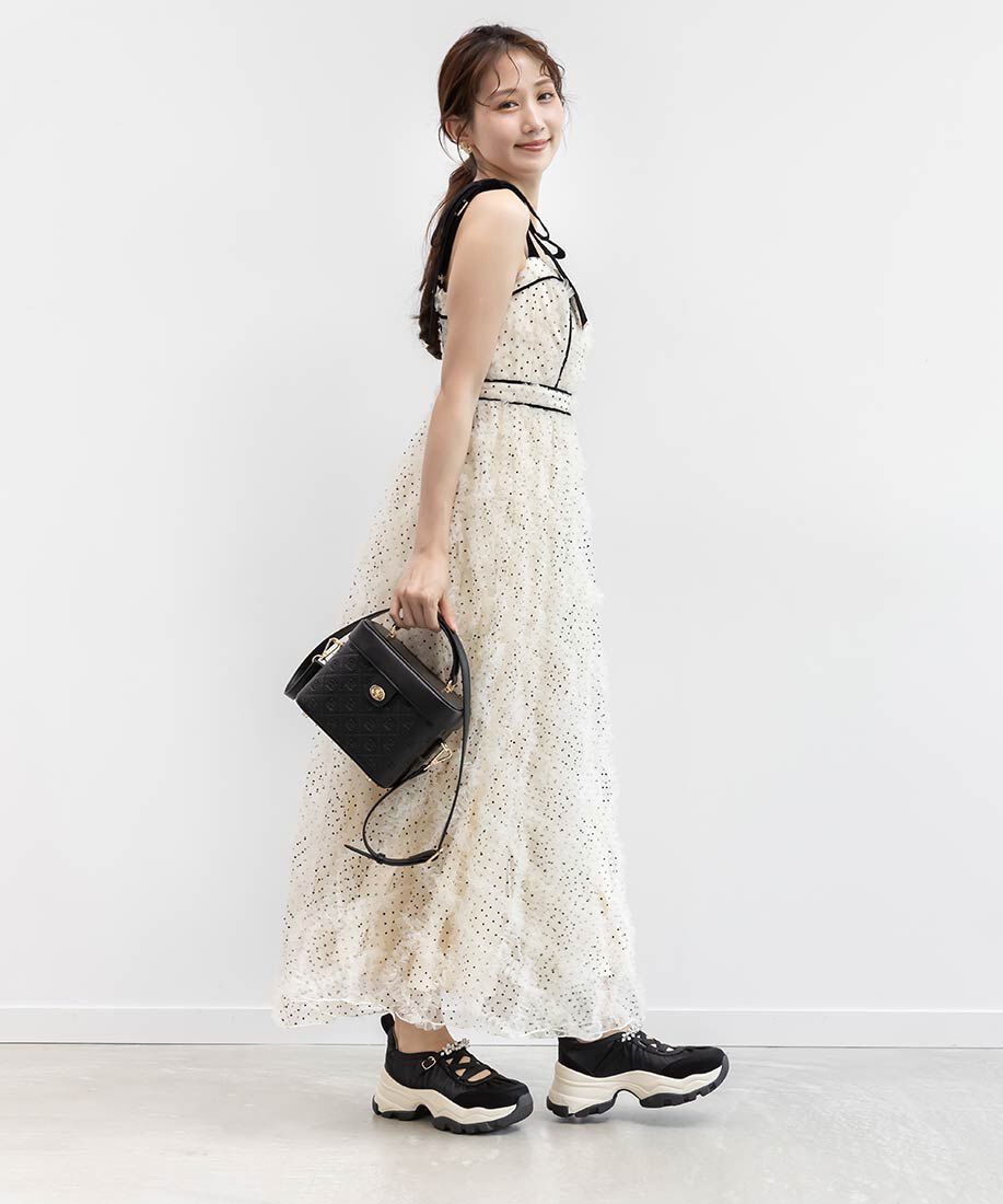  「ビジューベルトレースアップスニーカー」|スニーカー|