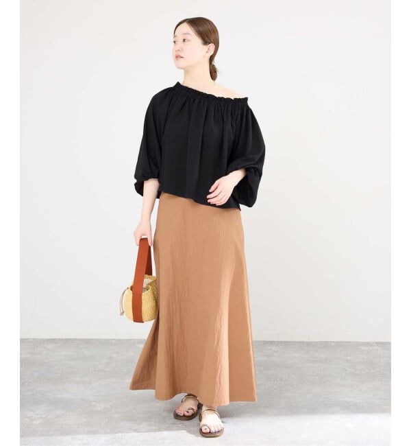 IENA「《予約》サッカーオフショルブラウス」|シャツ・ブラウス|