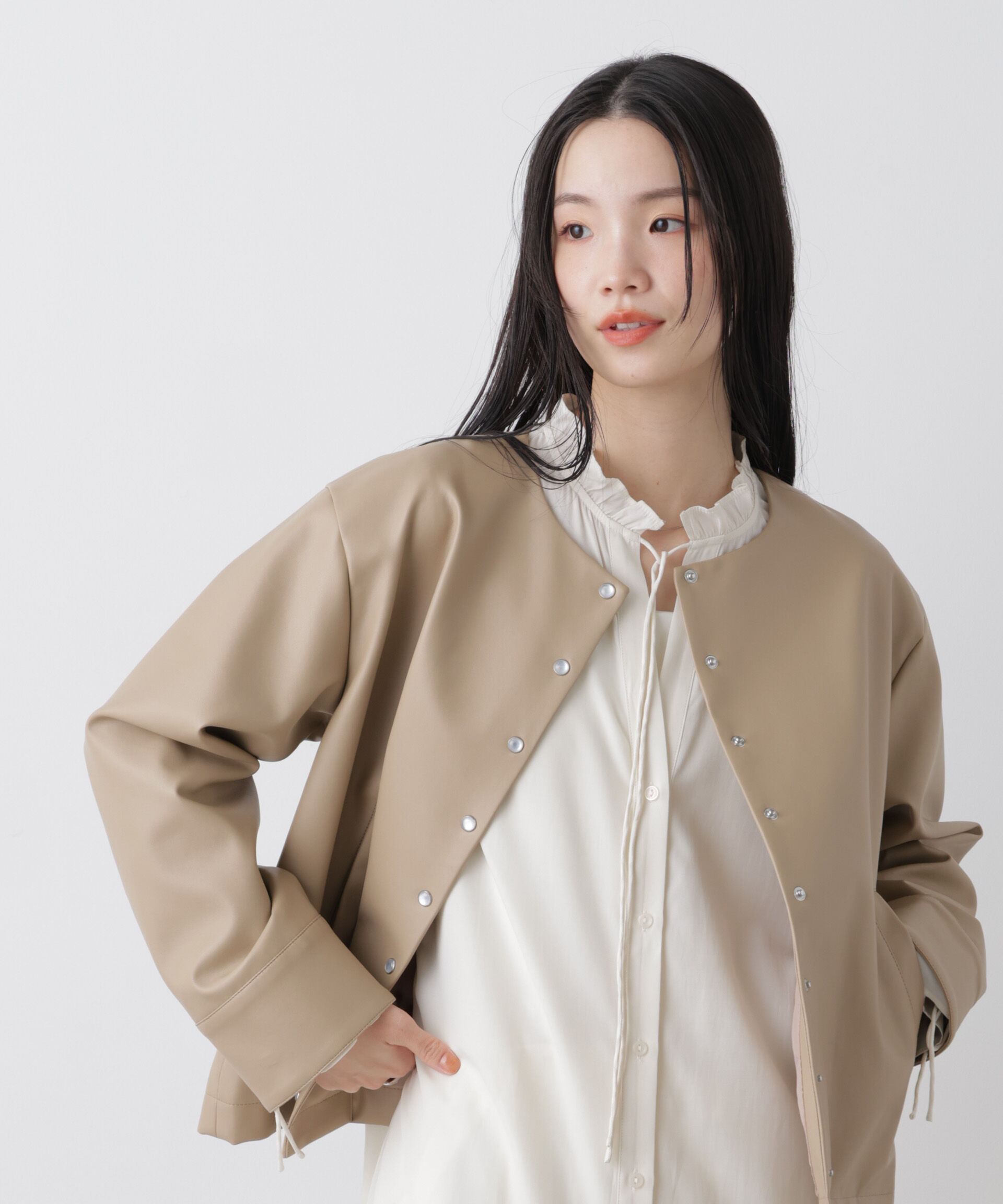 nano･universe「フェイクレザーパールドットノーカラージャケット」|テーラードジャケット|