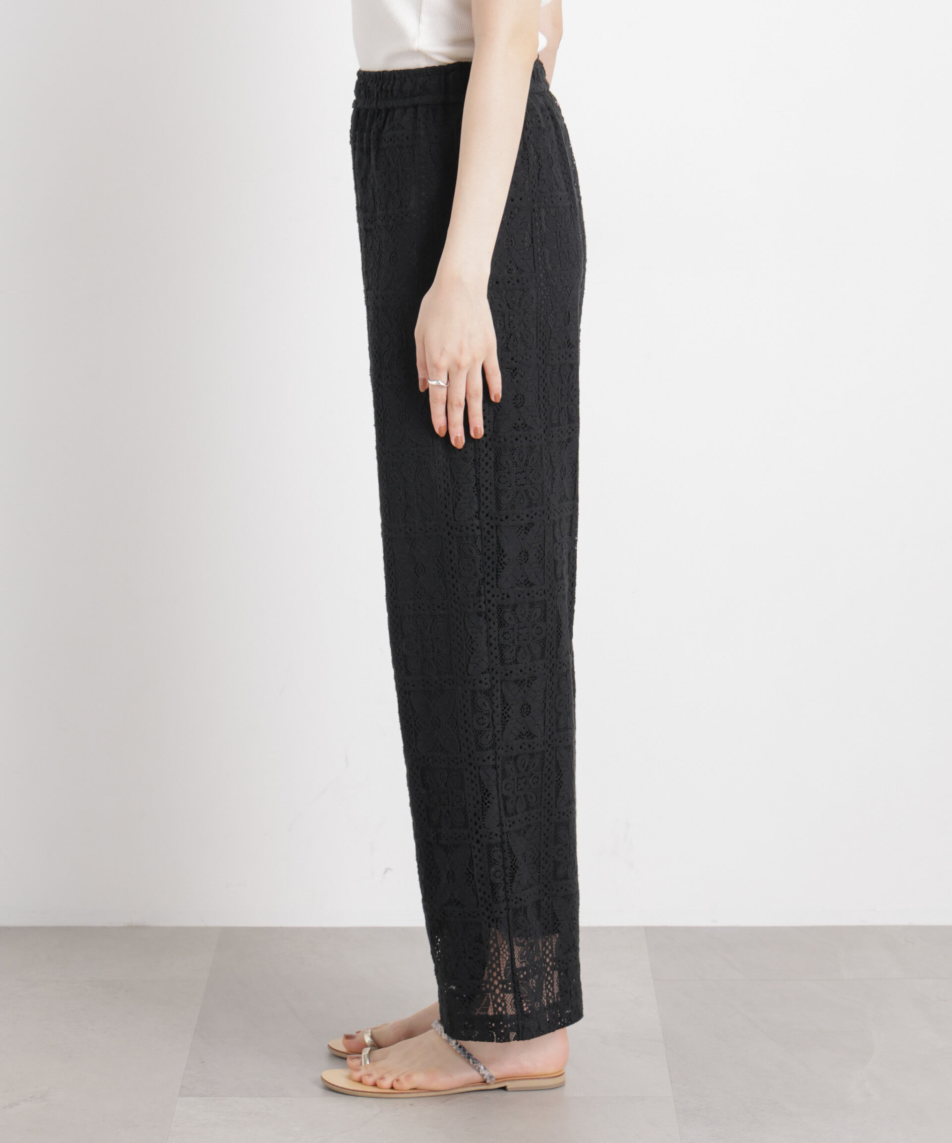 nano･universe「幾何柄レースパンツ(セットアップ可)」|チノ|