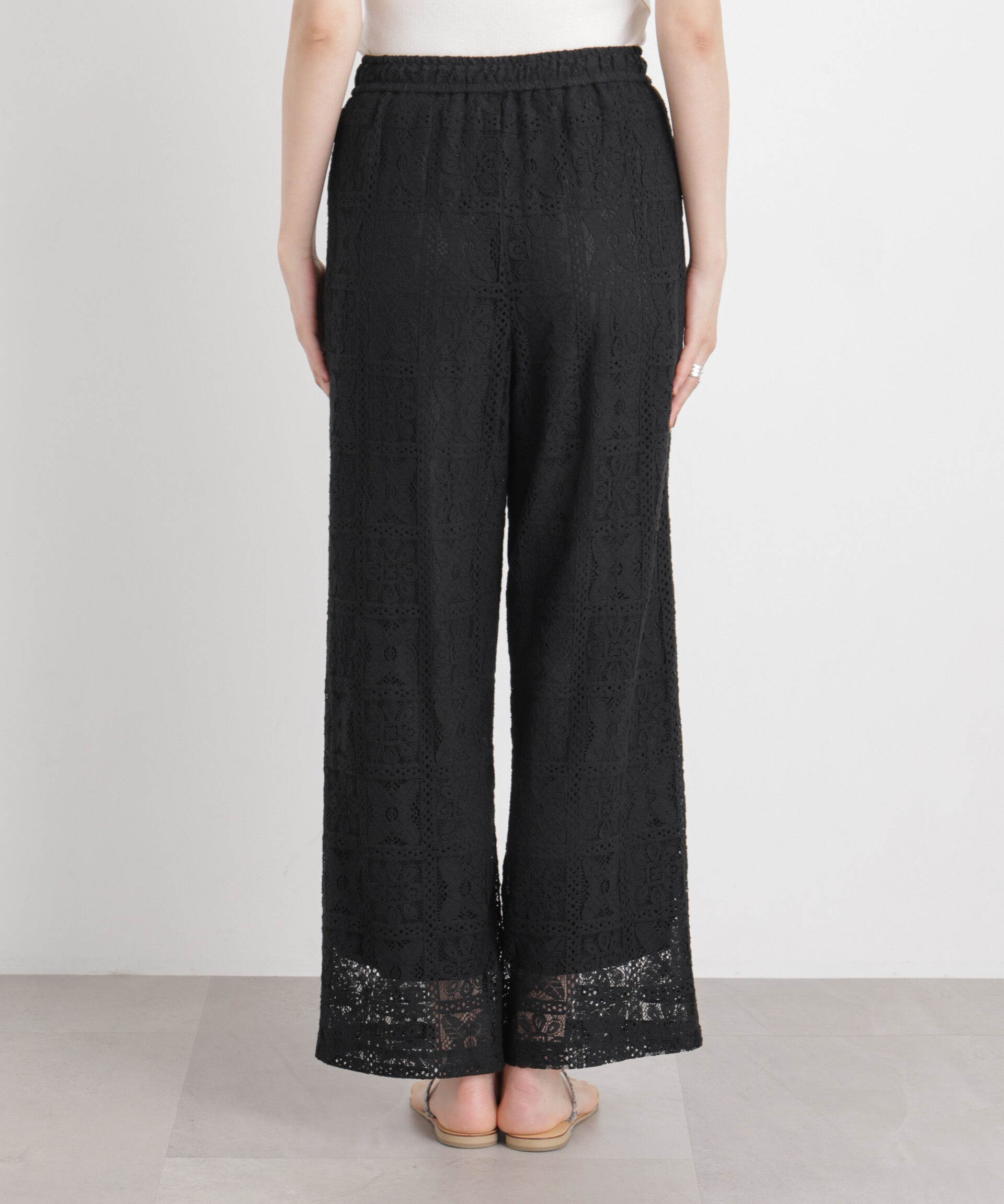 nano･universe「幾何柄レースパンツ(セットアップ可)」|チノ|