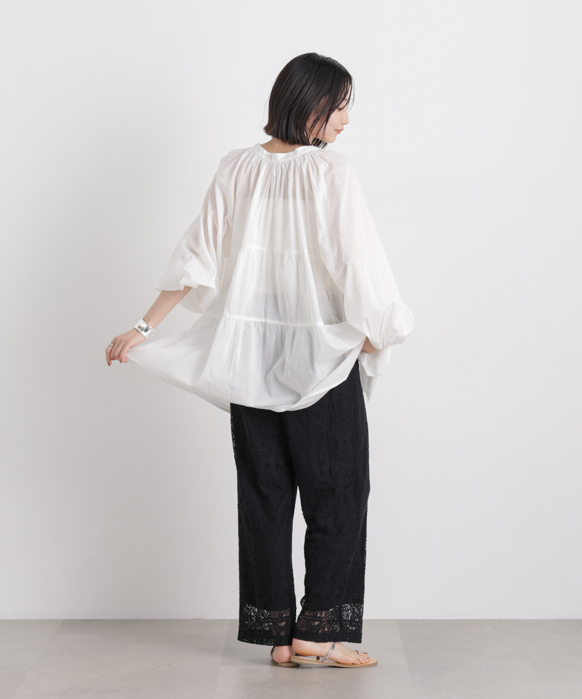 nano･universe「幾何柄レースパンツ(セットアップ可)」|チノ|