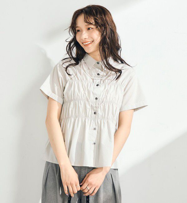 fredy emue「シャーリング半袖シャツ」|シャツ・ブラウス|ベージュ系その他