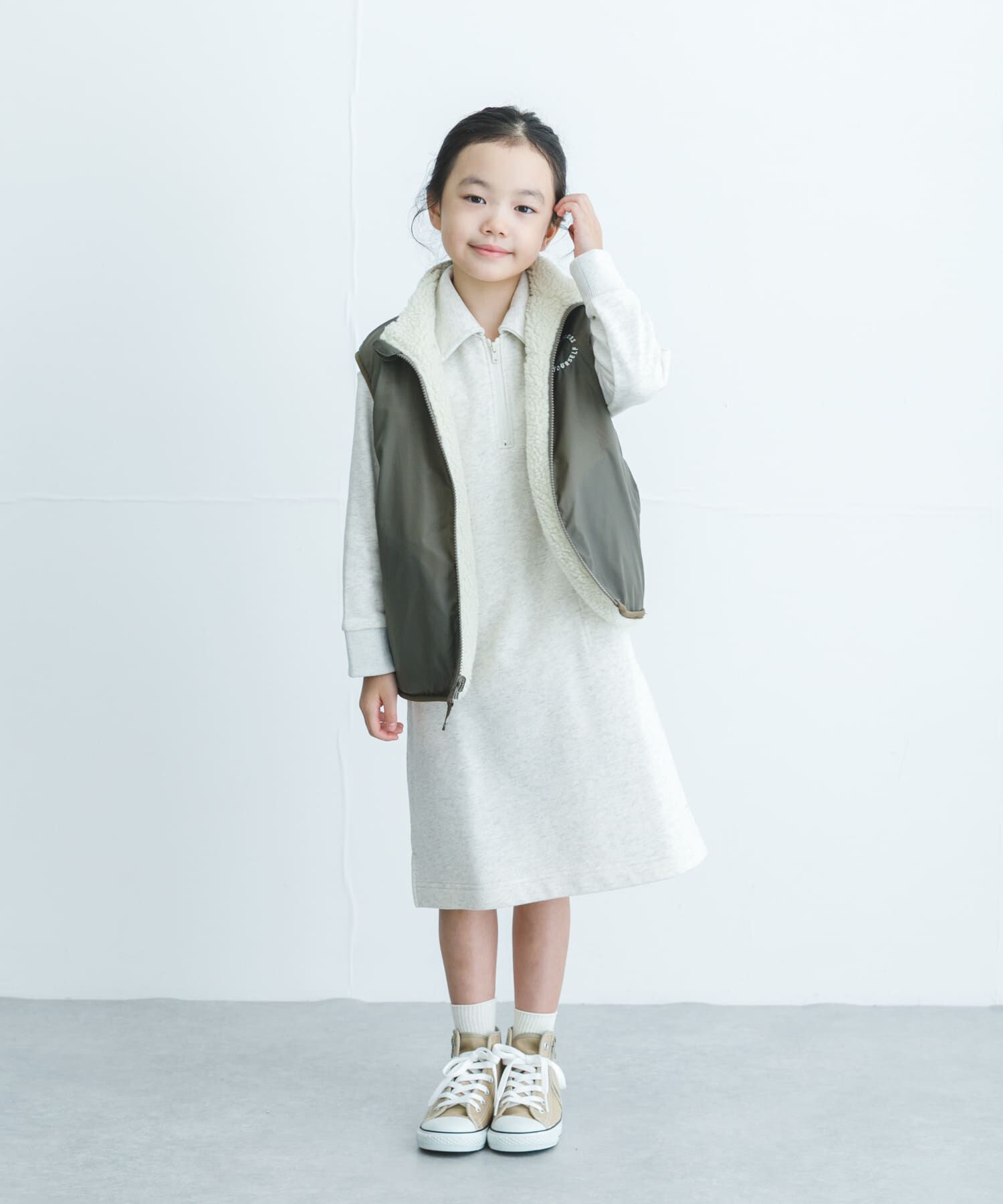 URBAN RESEARCH DOORS「『WEB/一部店舗限定サイズ』裏毛ハーフジップワンピース(KIDS)」|ワンピース|ホワイト系その他