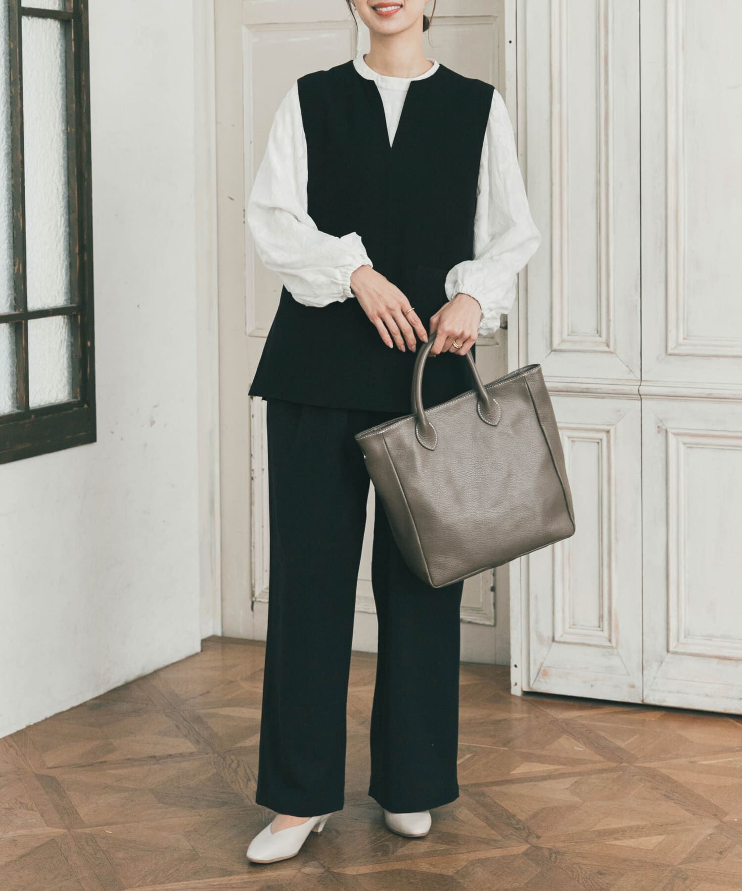 URBAN RESEARCH DOORS「フラワーオパールブラウス」|シャツ・ブラウス|